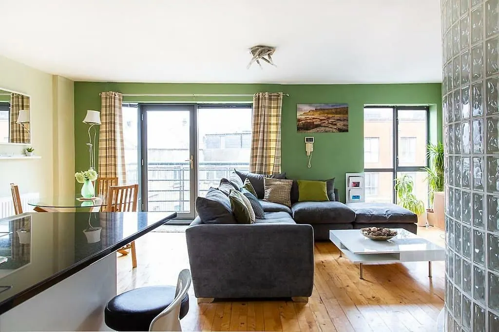 Spacious Belfast City Centre Duplex Apartment