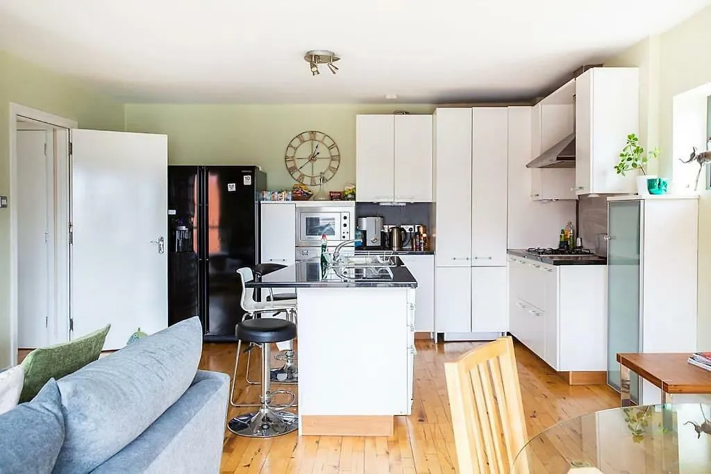 Spacious Belfast City Centre Duplex Apartment Reino Unido