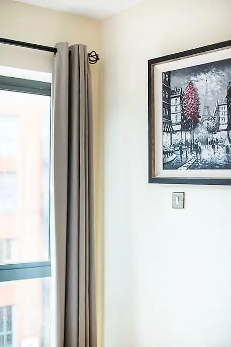 Spacious Belfast City Centre Duplex Apartment