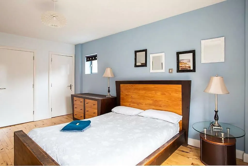 Spacious Belfast City Centre Duplex Apartment