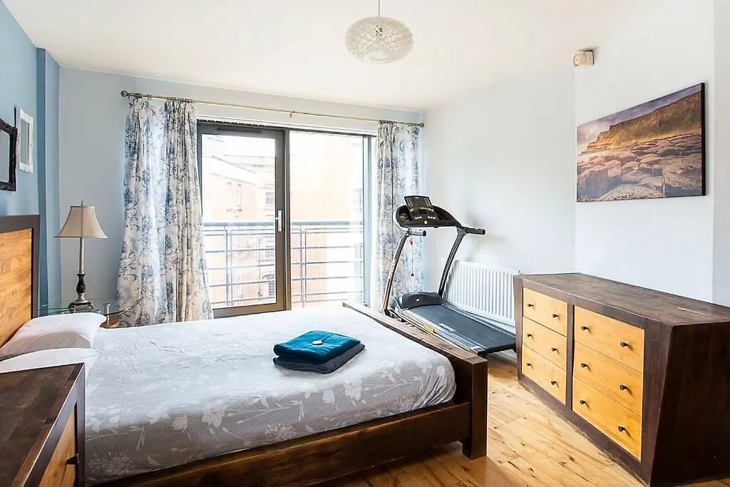 Spacious Belfast City Centre Duplex Apartment المملكة المتحدة