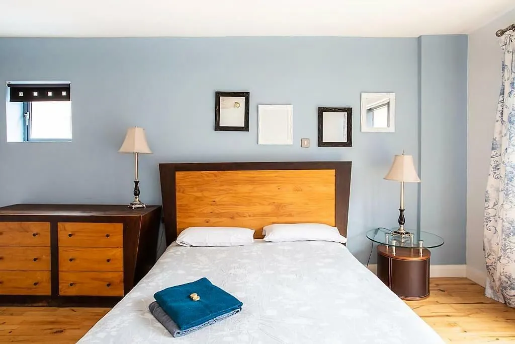 Spacious Belfast City Centre Duplex Apartment