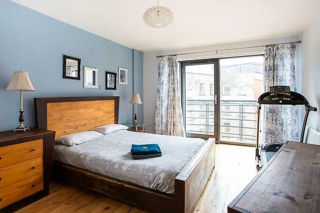 Spacious Belfast City Centre Duplex Apartment